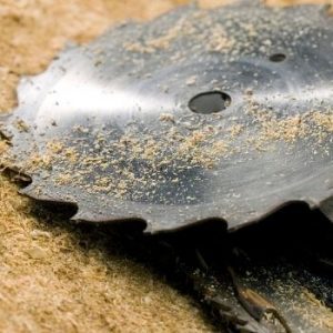 what type of steel are circular saw blades made from